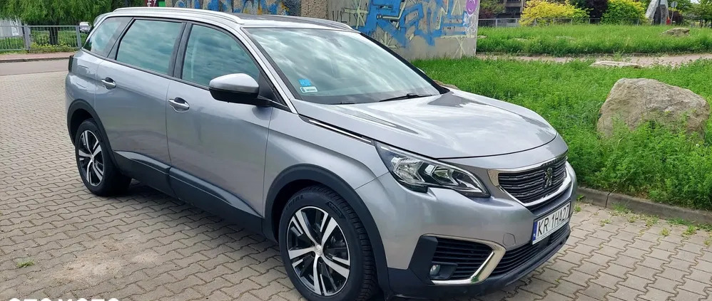 peugeot 5008 Peugeot 5008 cena 73900 przebieg: 142500, rok produkcji 2017 z Katowice